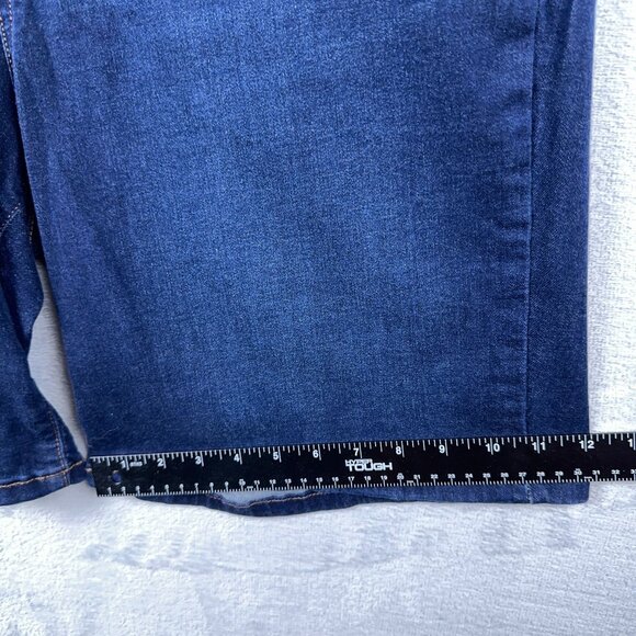 Croft and Barrow Womens Bermuda Length Jeans Shorts Denim Dark Wash Blue Size 18 - Picture 9 of 10